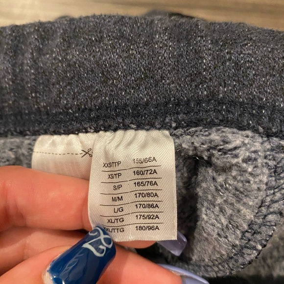 Roots navy sweatpants - Picture 4 of 4